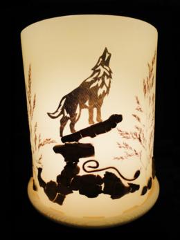 Wolf mit Steinheilkreis